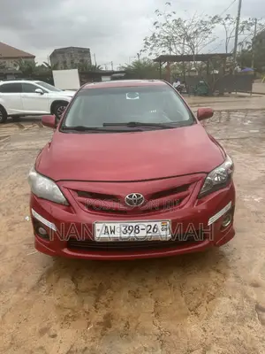 Toyota Corolla 2013 Red