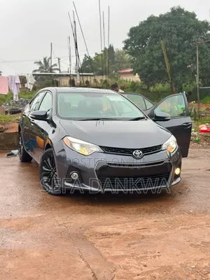 Toyota Corolla LE 4dr Sedan (1.8L 4cyl CVT) 2014 Gray