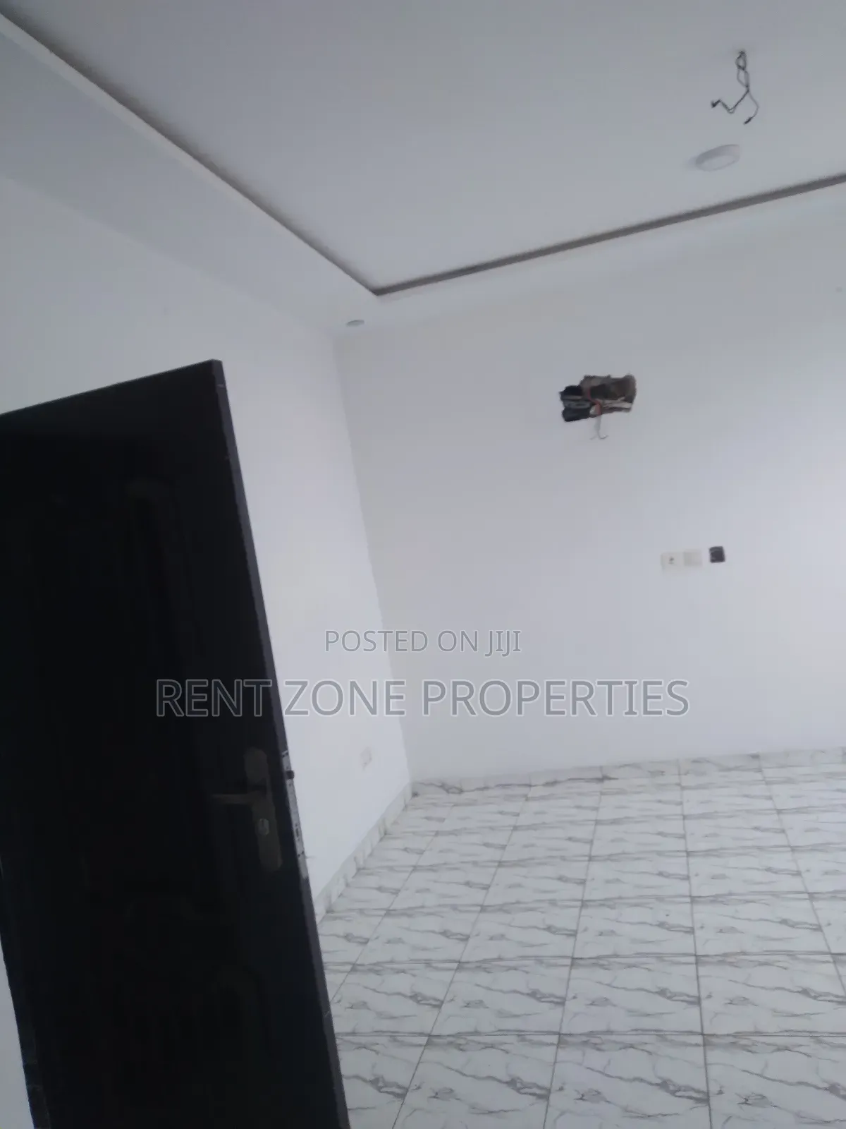 2bdrm Apartment in Mile 7 for rent