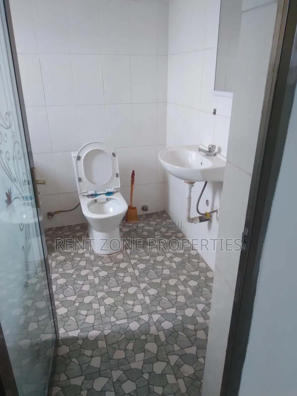 2bdrm Apartment in Mile 7 for rent