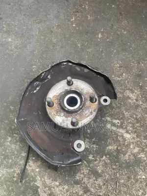 Toyota Yaris/Vitz Front Hub