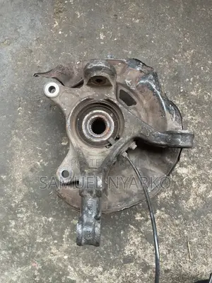 Toyota Yaris/Vitz Front Hub