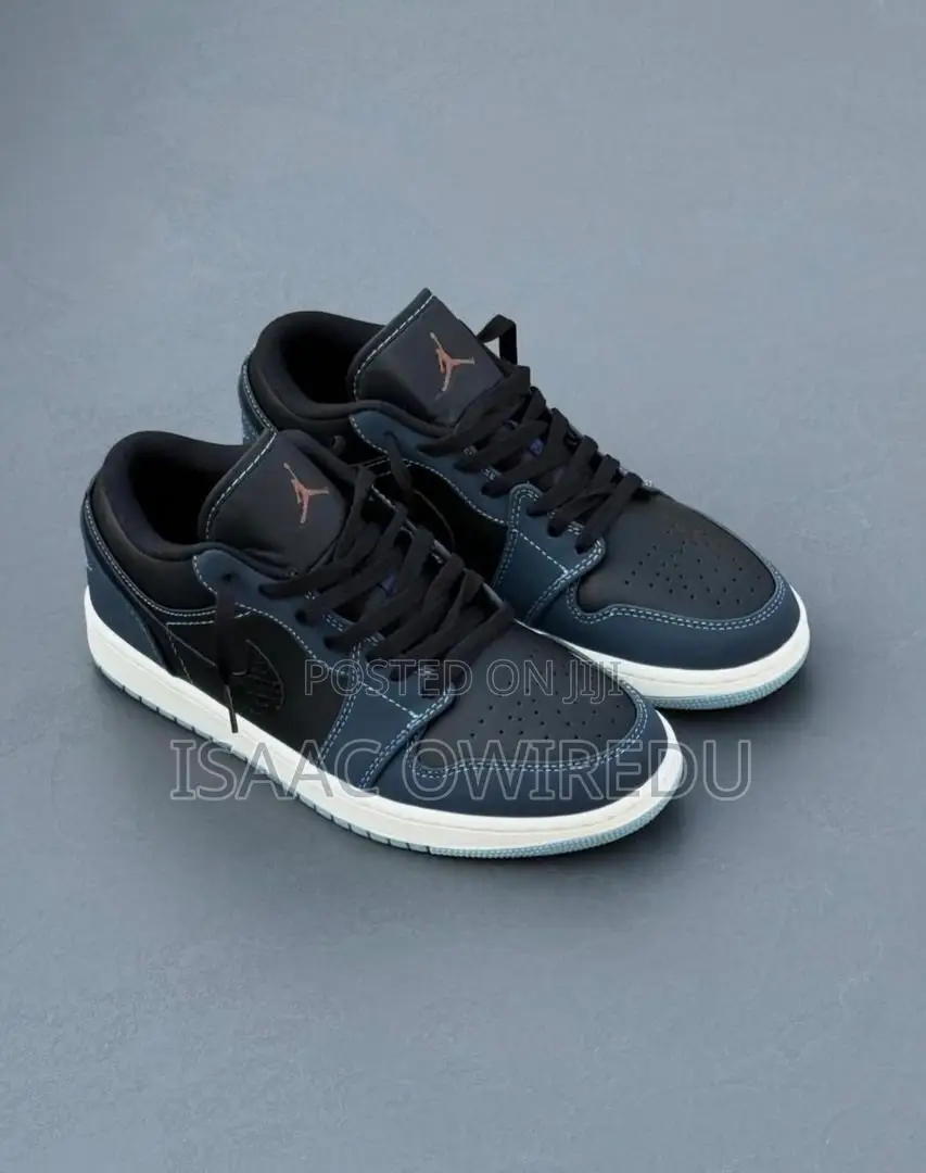 Air Jordan 1low