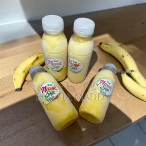 Naak Sip (Banana Cabana)