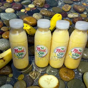 Naak Sip (Banana Cabana)