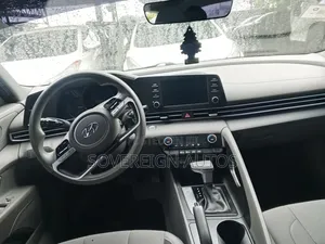 Hyundai Elantra 2020 Black