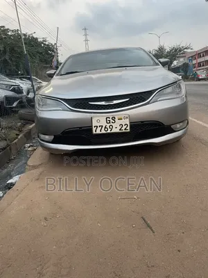 Chrysler 300C 2015 Gray
