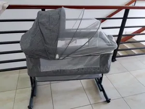 Crib/ Baby Bed