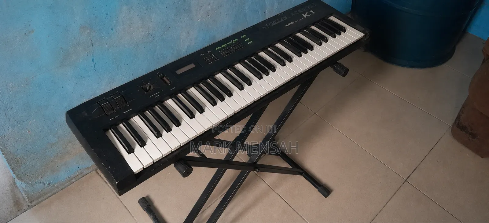 61 Keys Professional Keyboard