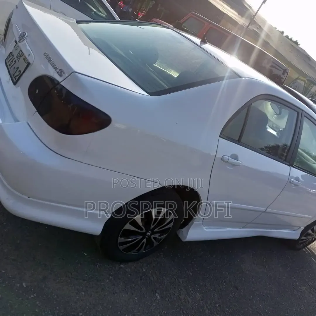 Toyota Corolla 2007 White