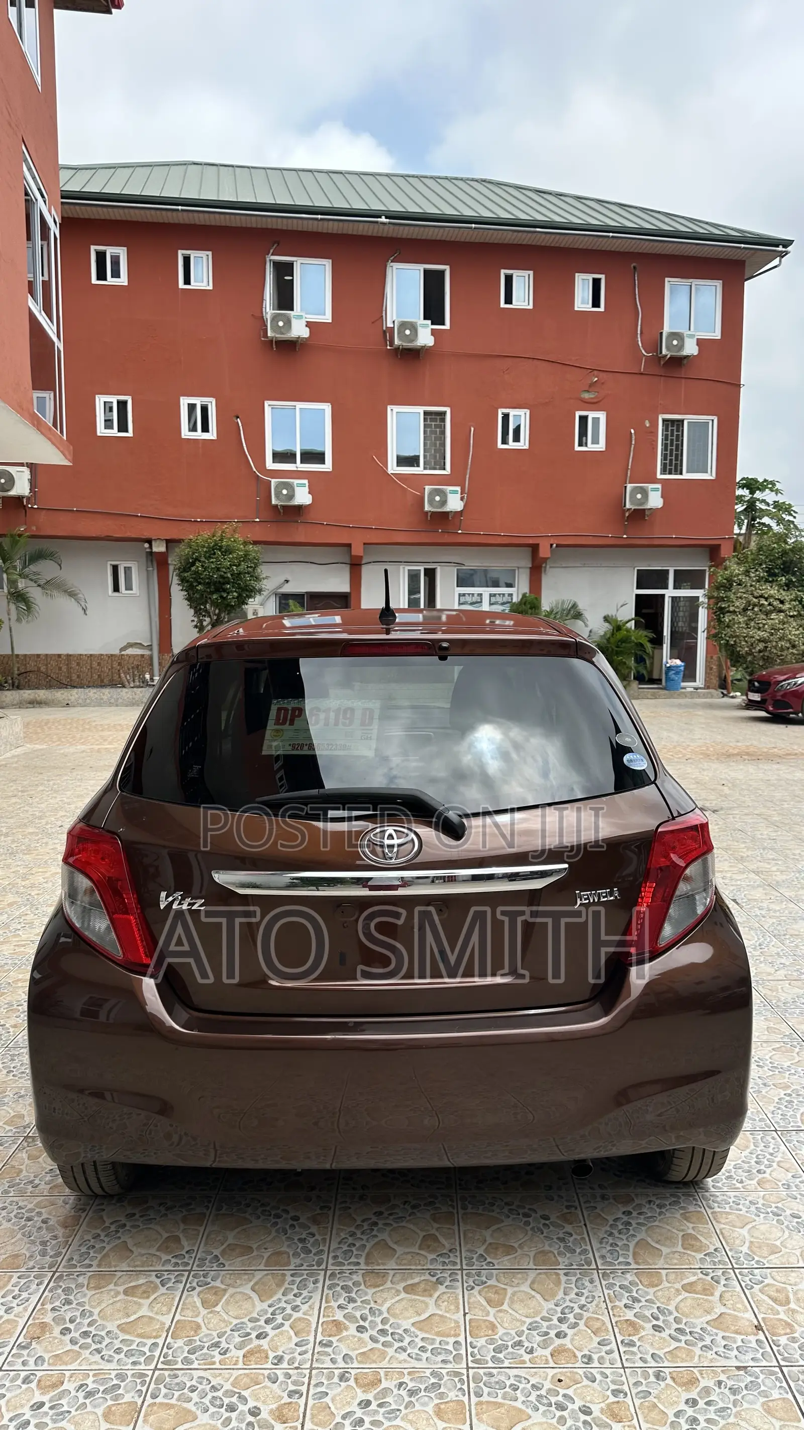 Toyota Vitz 2011 Brown