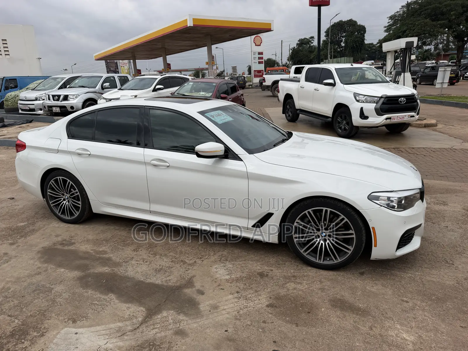 BMW 530i 2020 White