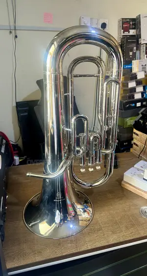 Yamaha 4-Valve Intermediate Euphonium - Clear Lacquer