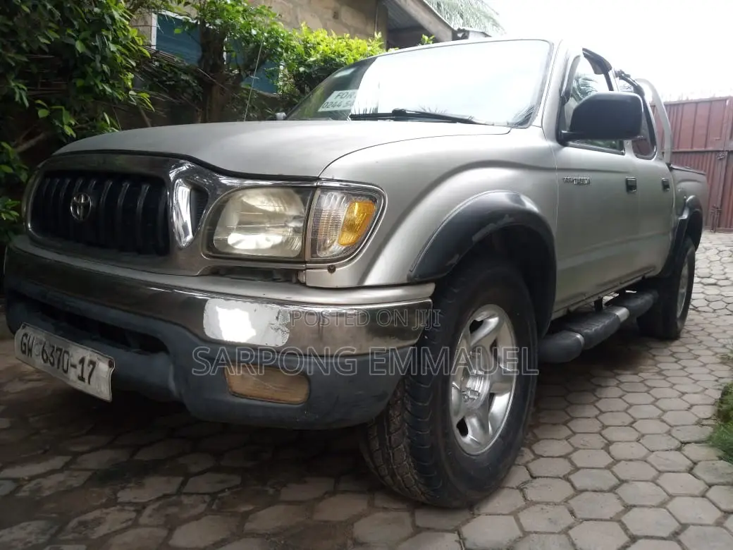 Toyota Tacoma 2005 Silver