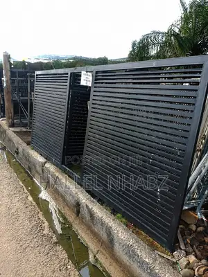 Sliding Gate