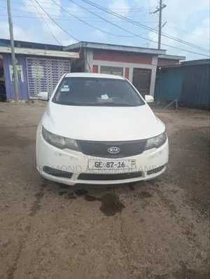 Kia Forte EX Sedan 2012 White