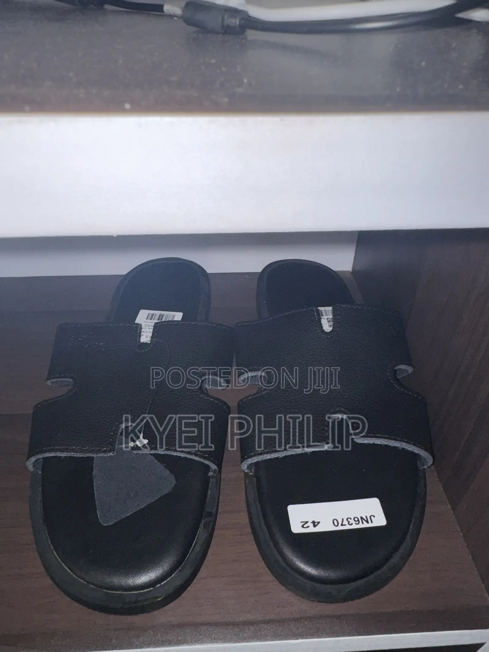 Hermes Slipper