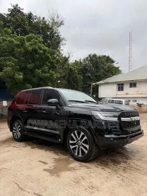 Toyota Land Cruiser 2018 Black
