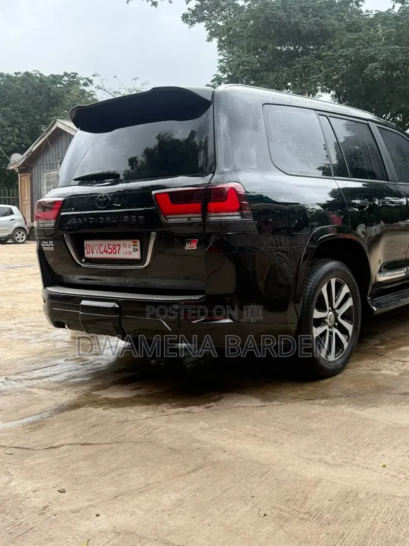 Toyota Land Cruiser 2018 Black