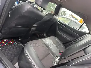 Toyota Corolla LE 4dr Sedan (1.8L 4cyl CVT) 2014 Gray