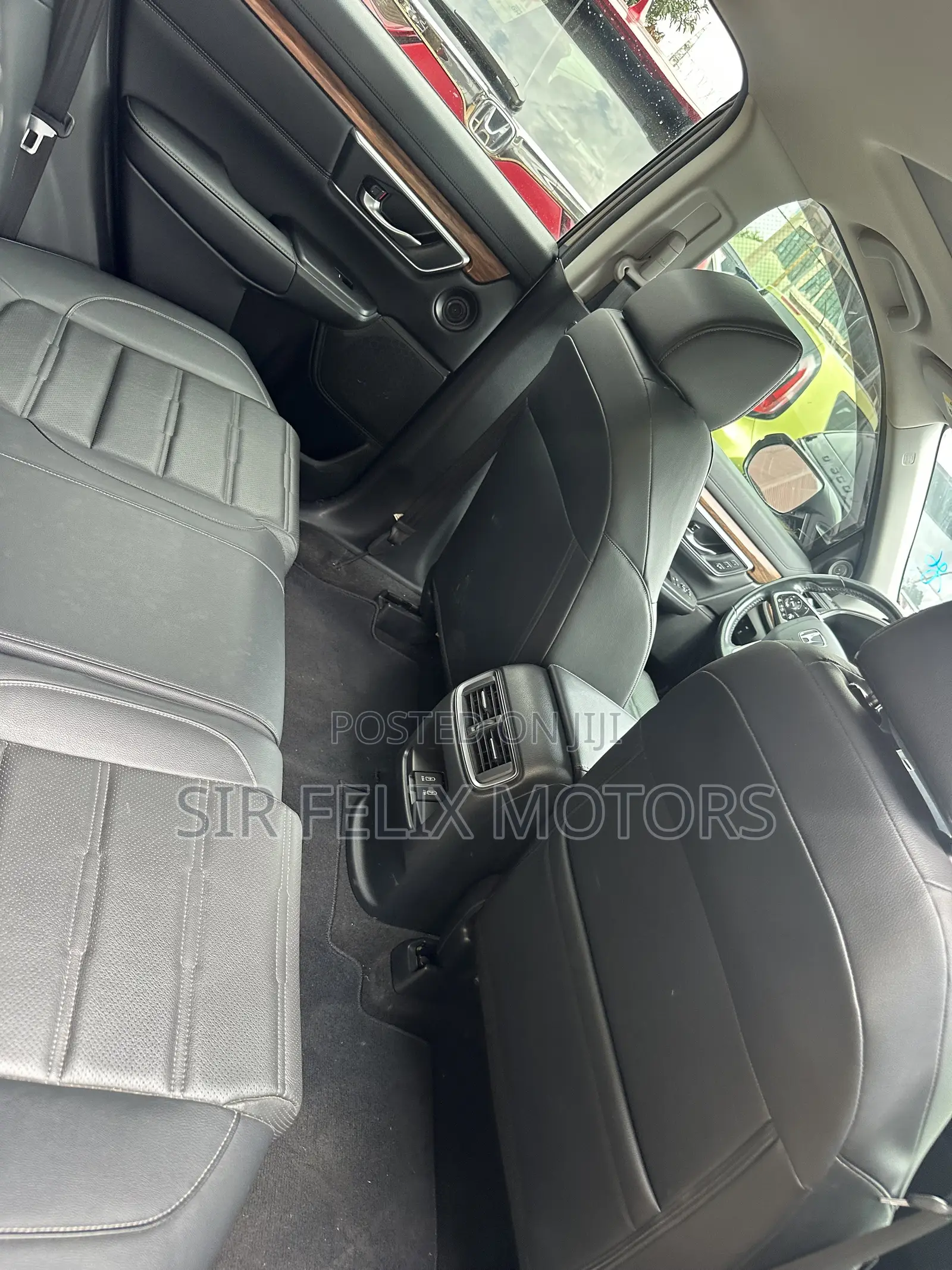 Honda CR-V Touring AWD 2019 Gray