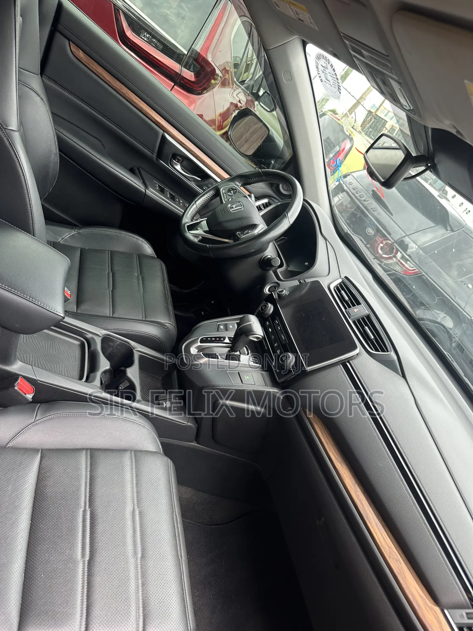 Honda CR-V Touring AWD 2019 Gray