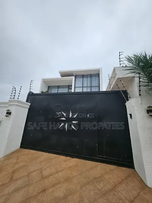 Furnished 5bdrm Duplex in Accra Metropolitan for sale