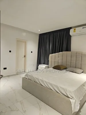 Furnished 5bdrm Duplex in Accra Metropolitan for sale