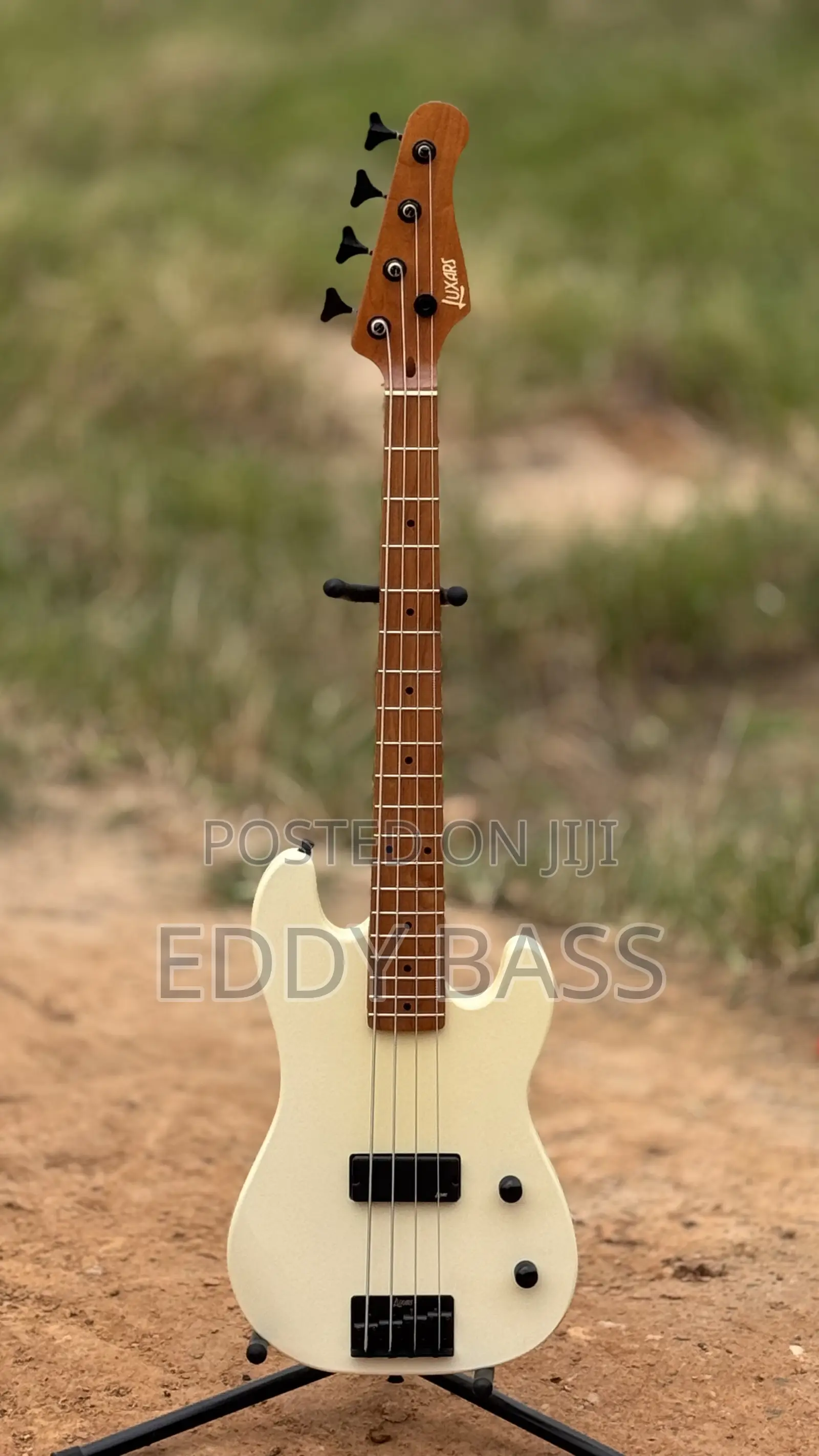 Vintage White Luxars Short Scale Bass Guitar