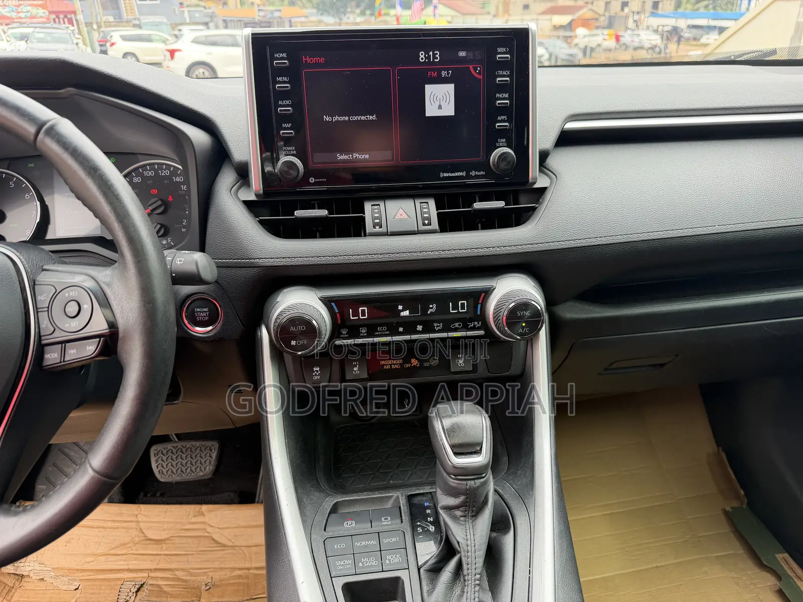 Toyota RAV4 XLE 2021 Black