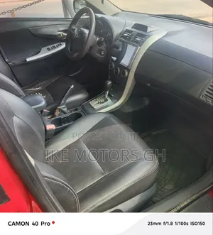 Toyota Corolla 2013 Red