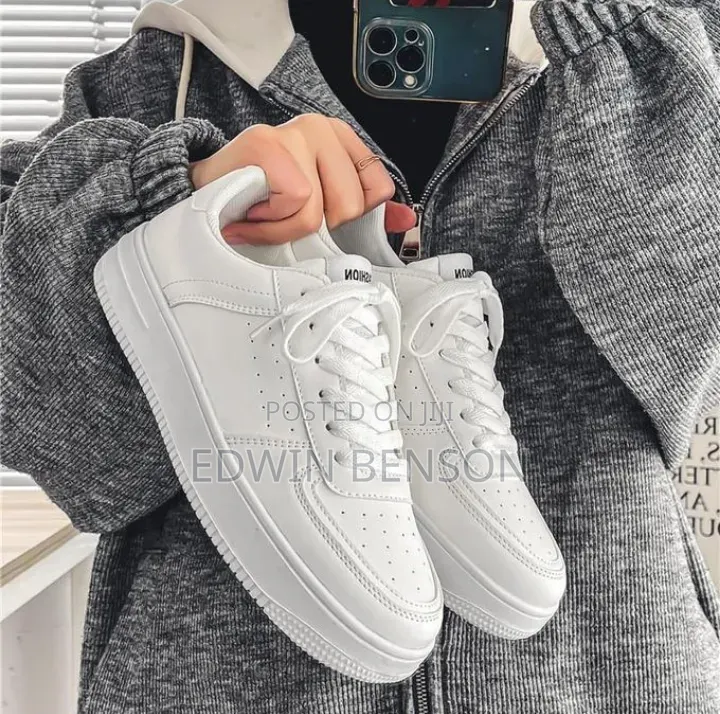 Unisex Sneakers