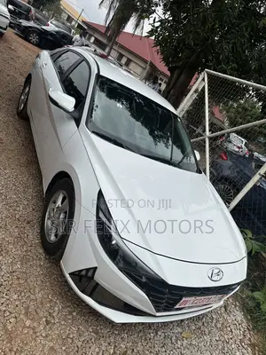 Hyundai Elantra SE 2021 White