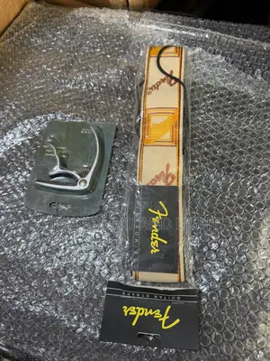 Fender Electric Guitar[Free Strap and Capo]