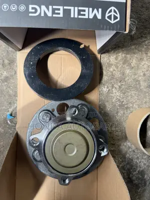 Honda CRV Back Hub 2017,2018,2019