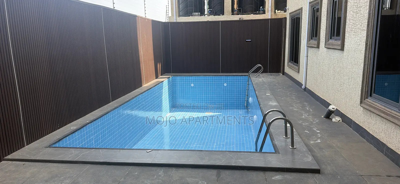 2bdrm Apartment in Mojo Apartment Main, Tema Metropolitan for rent