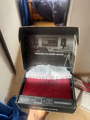 Focusrite 2i2 4th Gen