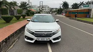 Honda Civic Touring 4dr Sedan (1.5L 4cyl) 2017 White