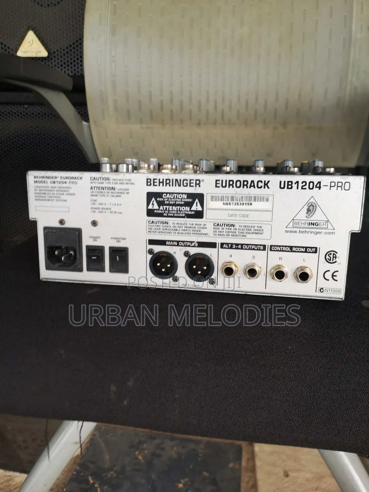 Behringer Eurorack UB1204-PRO Audio Mixing Console.