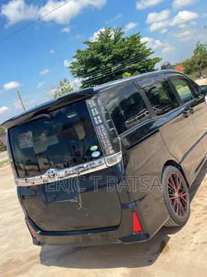 Toyota Voxy 2017 Black