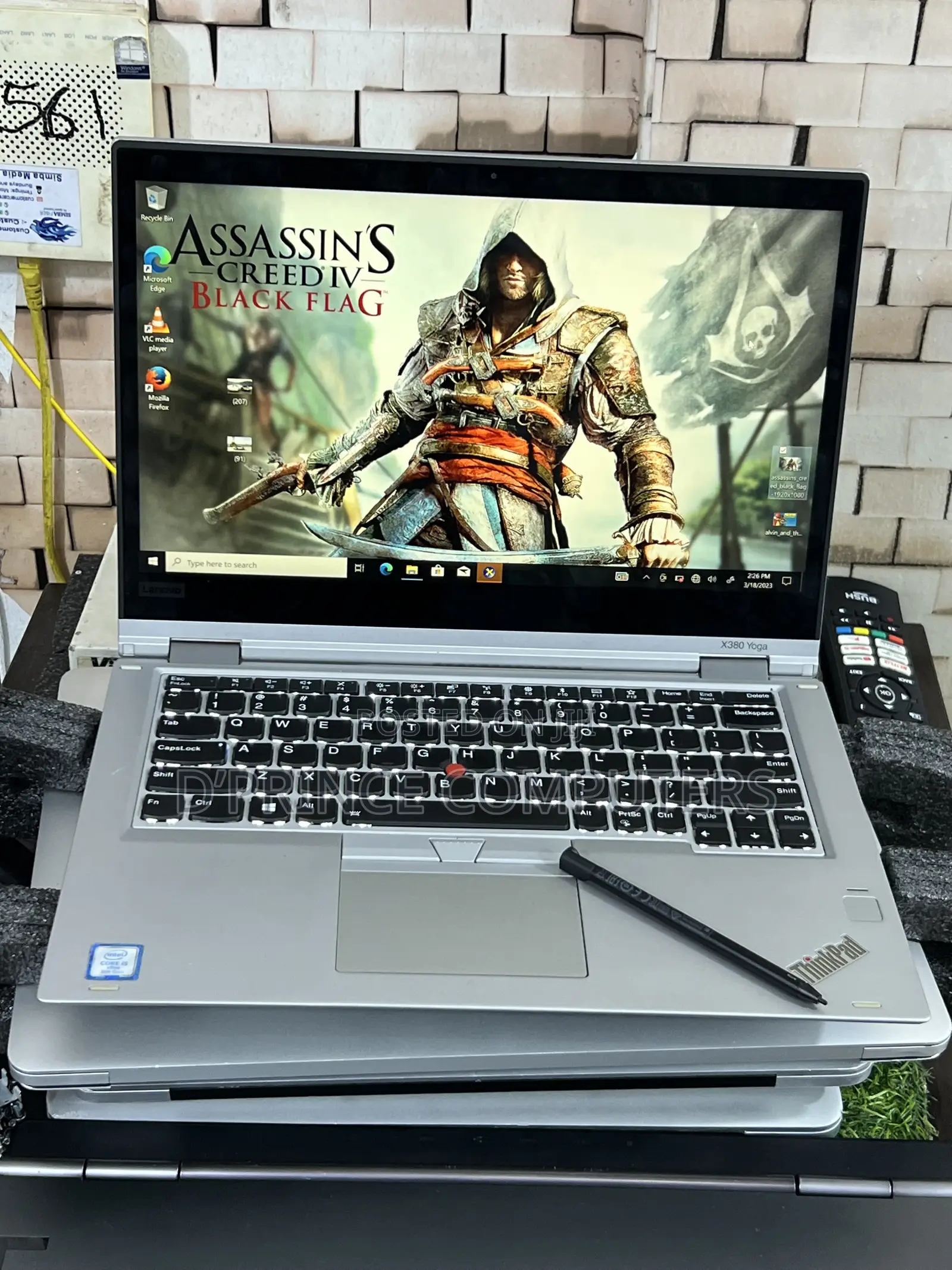 Laptop Lenovo ThinkPad X380 Yoga 16GB Intel Core i5 SSD 256GB