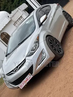 Hyundai Elantra 2015 Silver