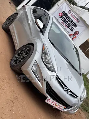 Hyundai Elantra 2015 Silver