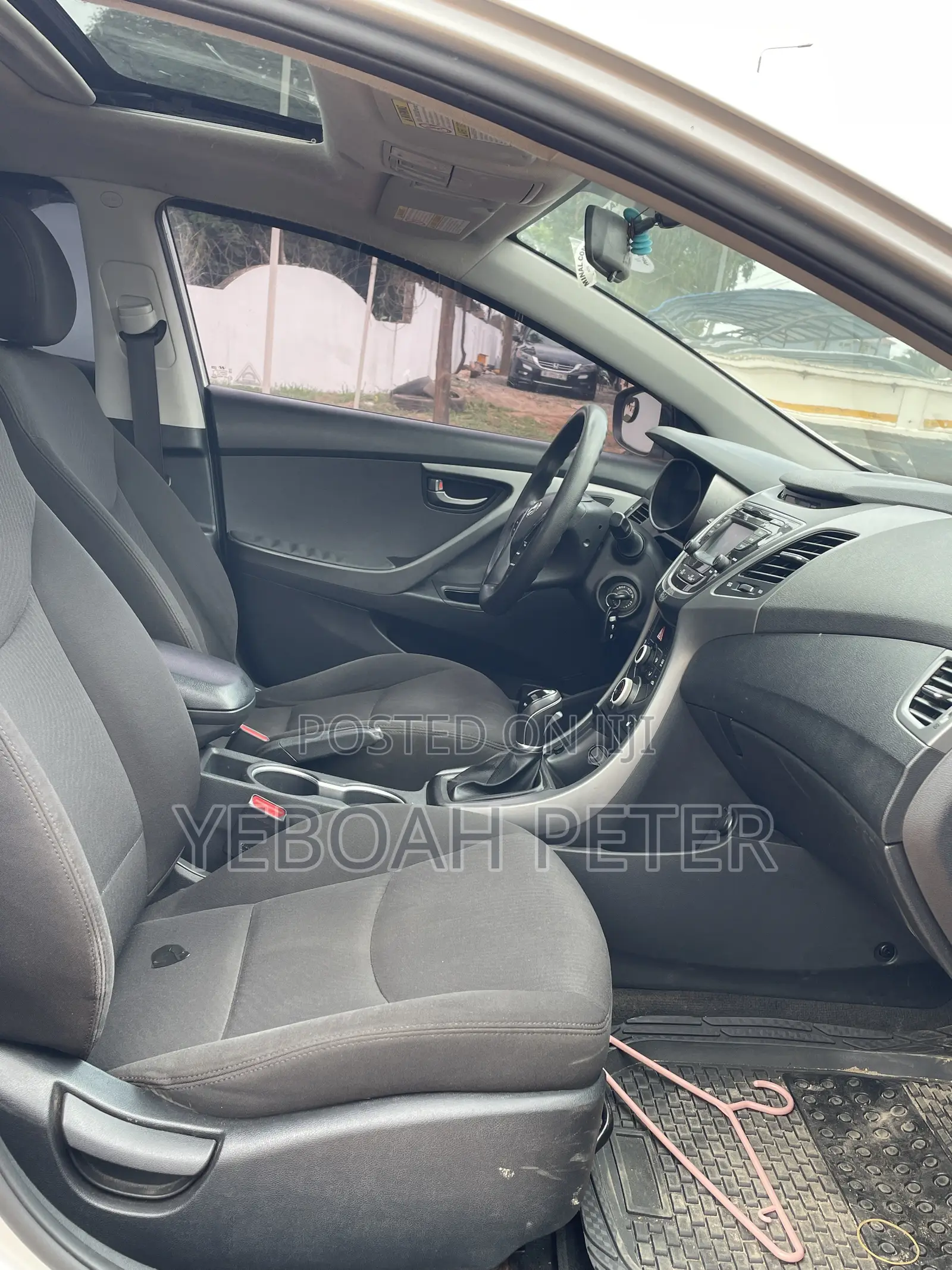 Hyundai Elantra 2015 Silver