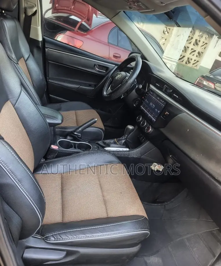 Toyota Corolla S Plus 4dr Sedan (1.8L 4cyl CVT) 2016 Black