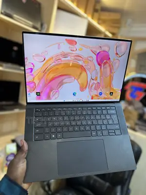 Laptop Dell XPS 15 32GB Intel Core i7 SSD 512GB