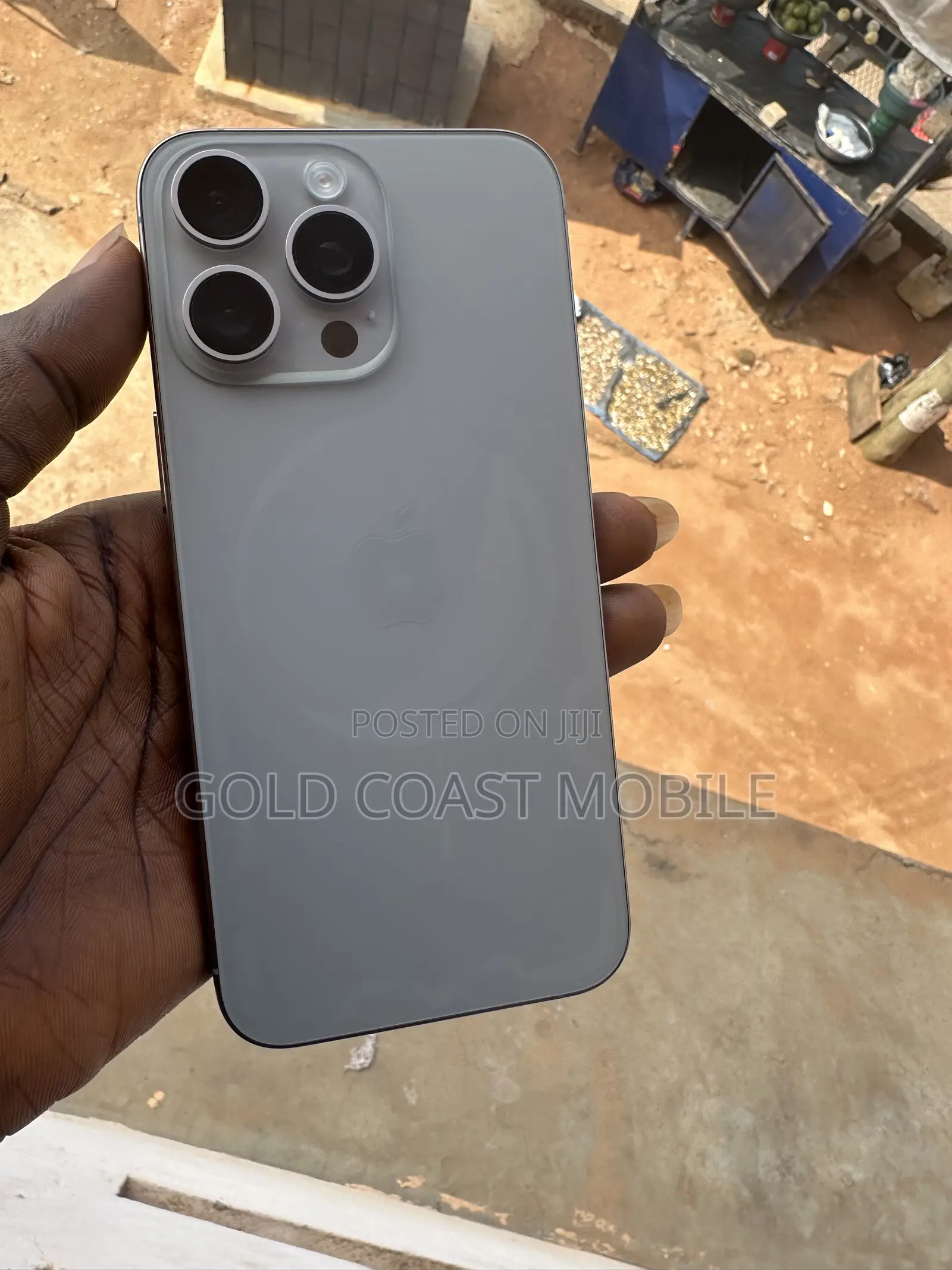 New Apple iPhone 15 Pro Max 256 GB Silver