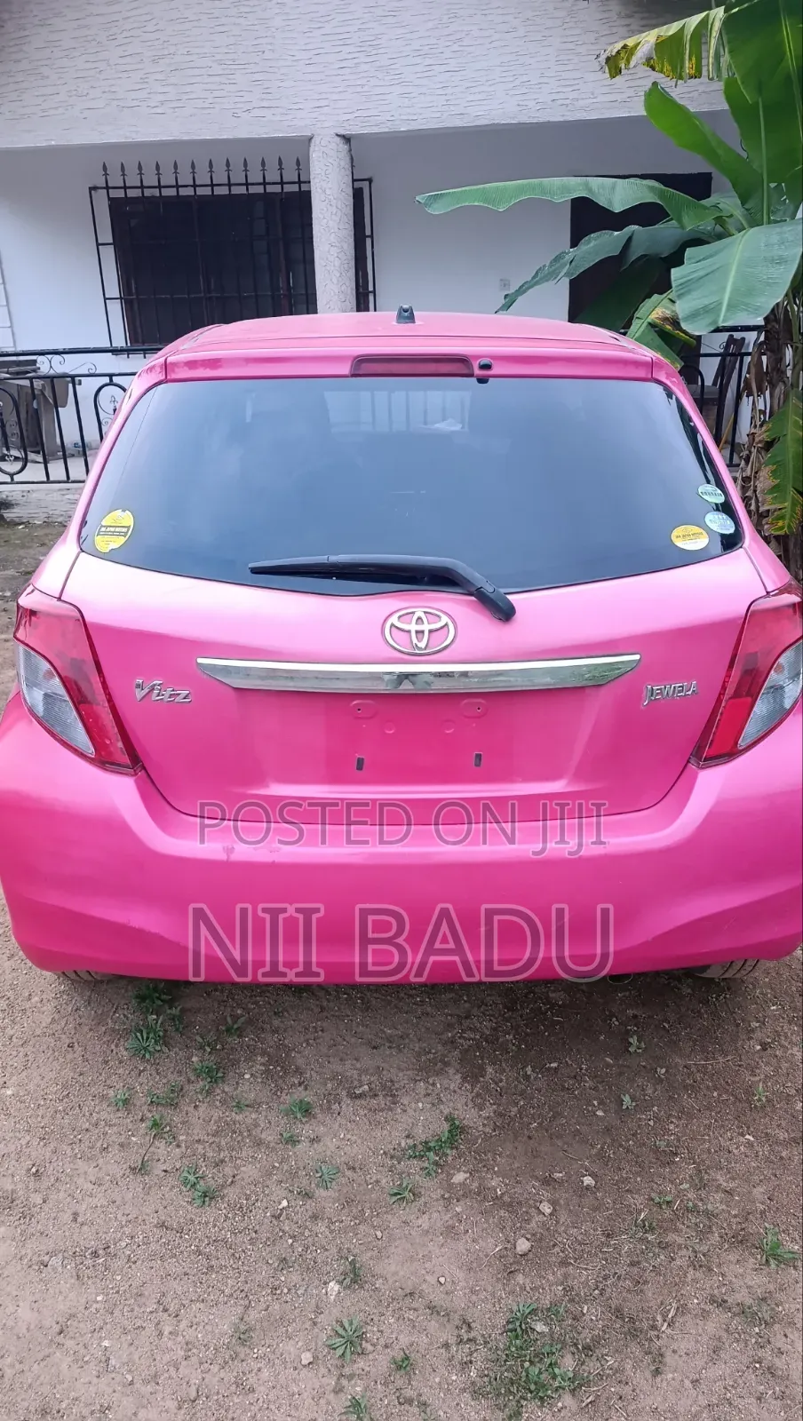 Toyota Vitz 1.3 FWD 5dr 2014 Pink