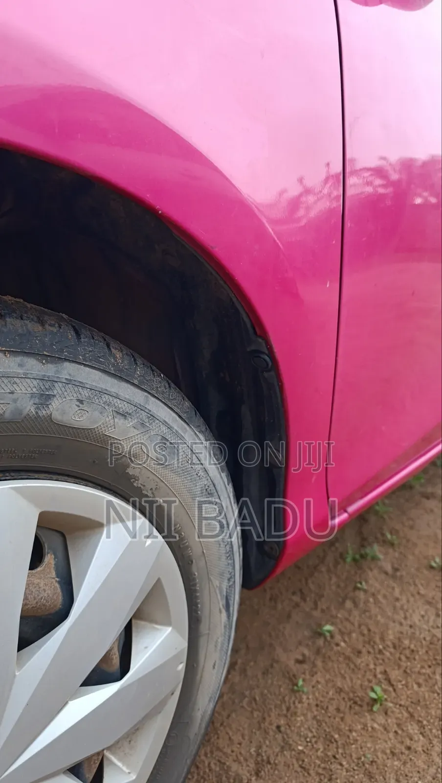 Toyota Vitz 1.3 FWD 5dr 2014 Pink