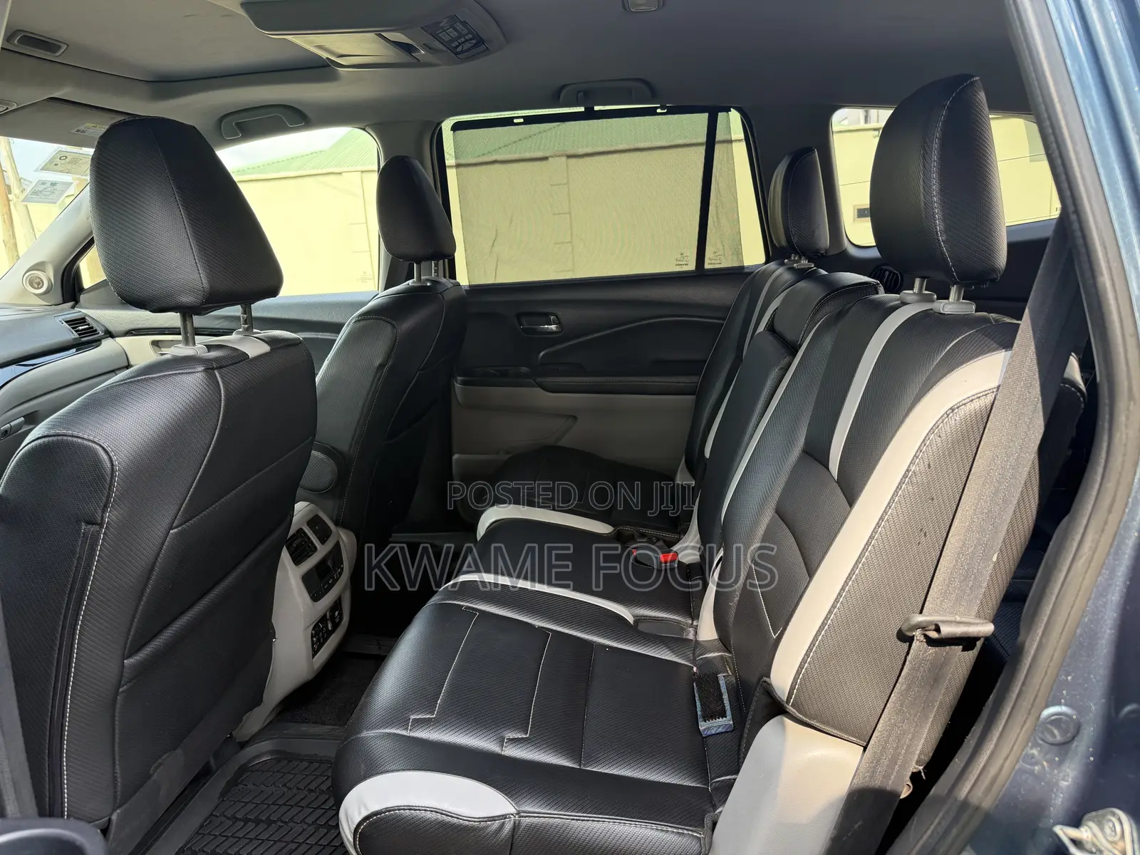 Honda Pilot Touring 4dr SUV 4WD (3.5L 6cyl 9A) 2017